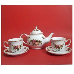 Royal Albert Small Teapot with 2 Cups & Saucers Gift Set – 2006